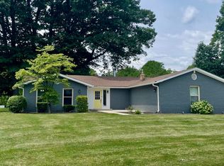 540 Lazy Ln, Greenwood, IN 46142
