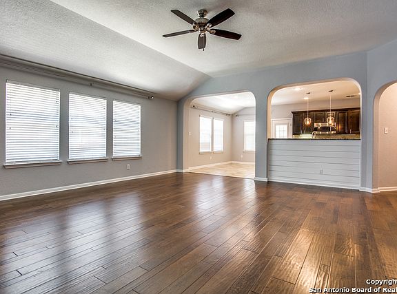 5th image of 25030 McBride Dr