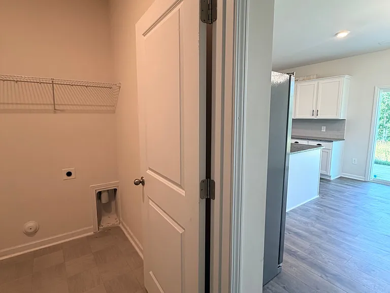 1121 Tilburn Ter — Photo 22