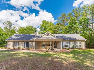 982 Dolly Nixon Rd, Senoia, GA 30276