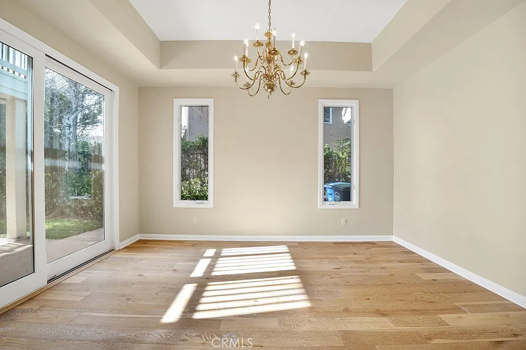 4 bed, 3005 sqft, $8,495 — Photo 4