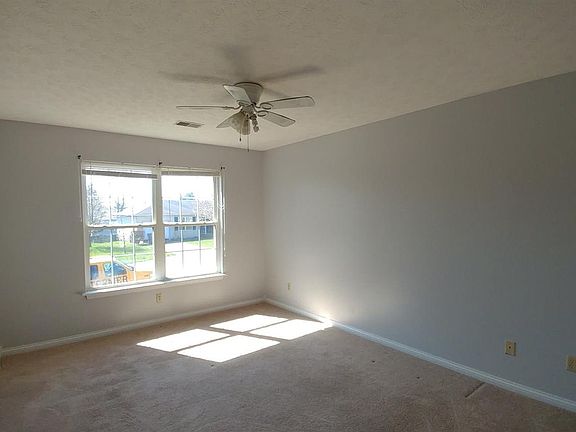 5th image of 208 Brittany Cir