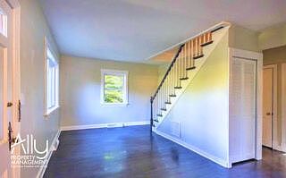 5th image of 722 McIntire Rd #1