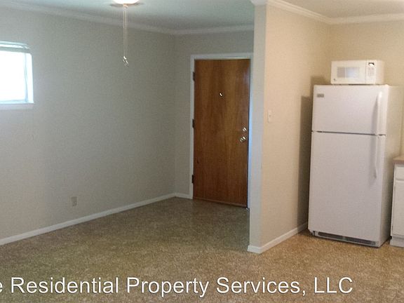 3rd image of 2007 Tremont Ave APT A