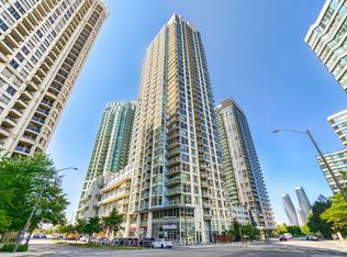 225 Webb Dr #907, Mississauga, ON L5B 4P2