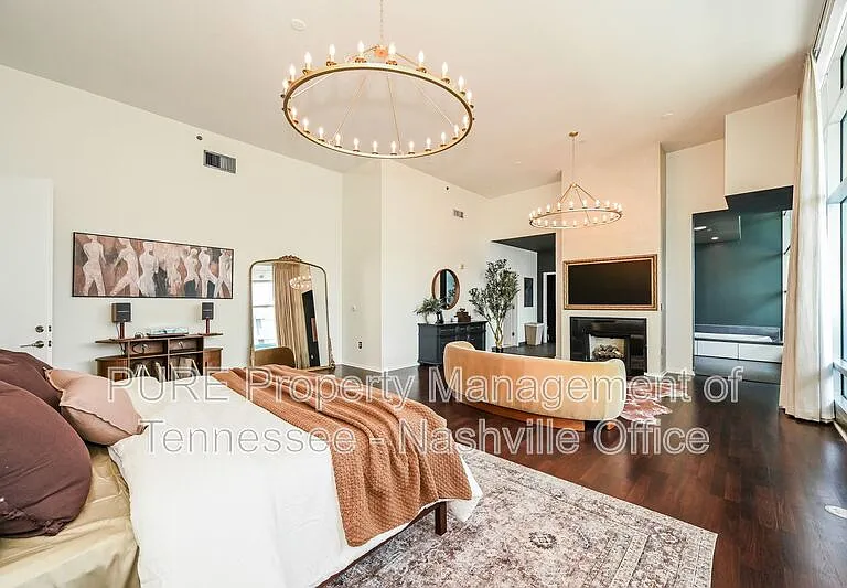 700 12th Ave S #1404 — Photo 20