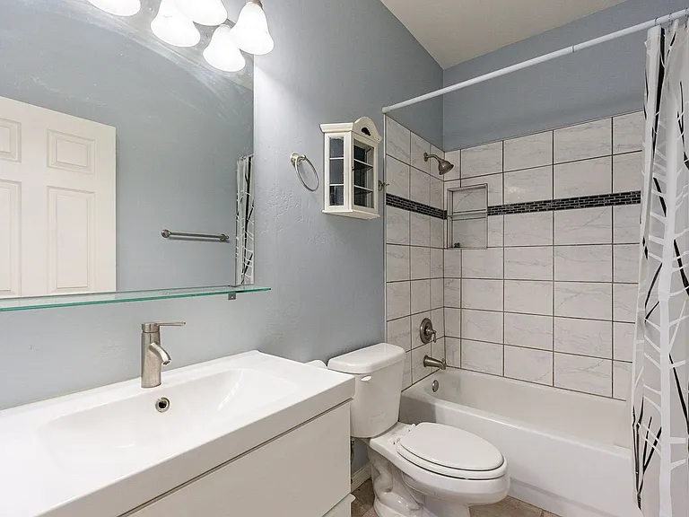 14000 N 94th St #1042 — Photo 30