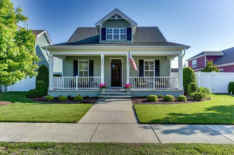 1st image of 2208 Welbeck Ln