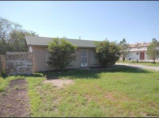 536 Center Way, El Paso, TX 79915