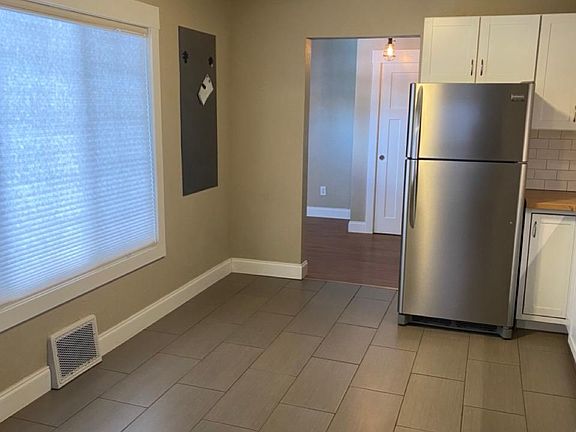 Kitchen / Dining