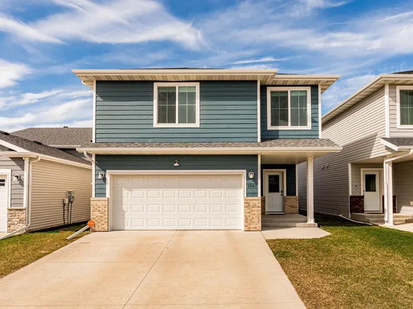 1567 68th Ave S, Fargo, ND 58104