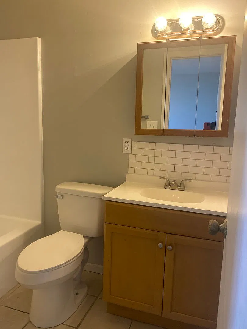 Driftwood Apartments — Photo 4