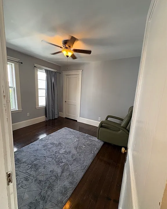 20 Wilson Ave #2