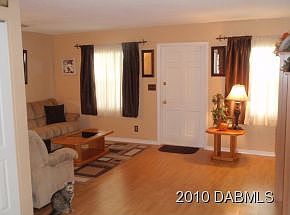5th image of 535 Eagle Dr