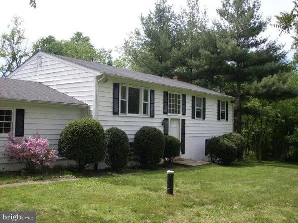 14775 Shelter Ln, Haymarket, VA 20169