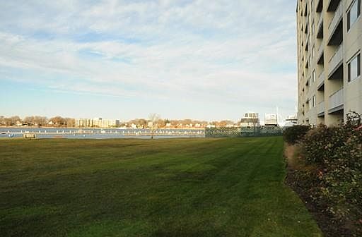 4th image of 200 Cove Way Unit 203