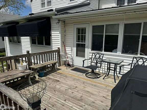 4th image of 132 W Alta Vista Ave