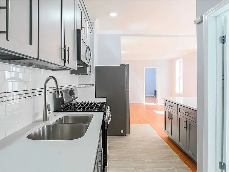 1804 Rockaway Pkwy #2 — Photo 1