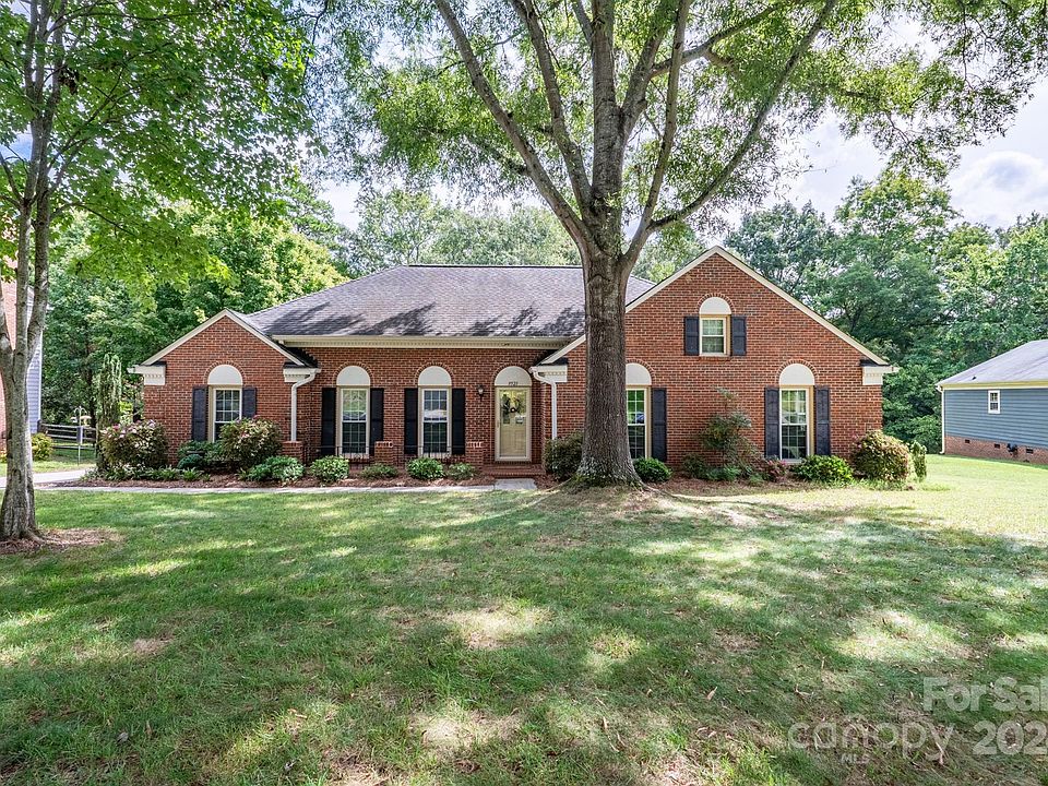 1st image of 9521 Stoney Hill Ln