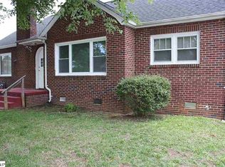 3912 White Horse Rd, Greenville, SC 29611