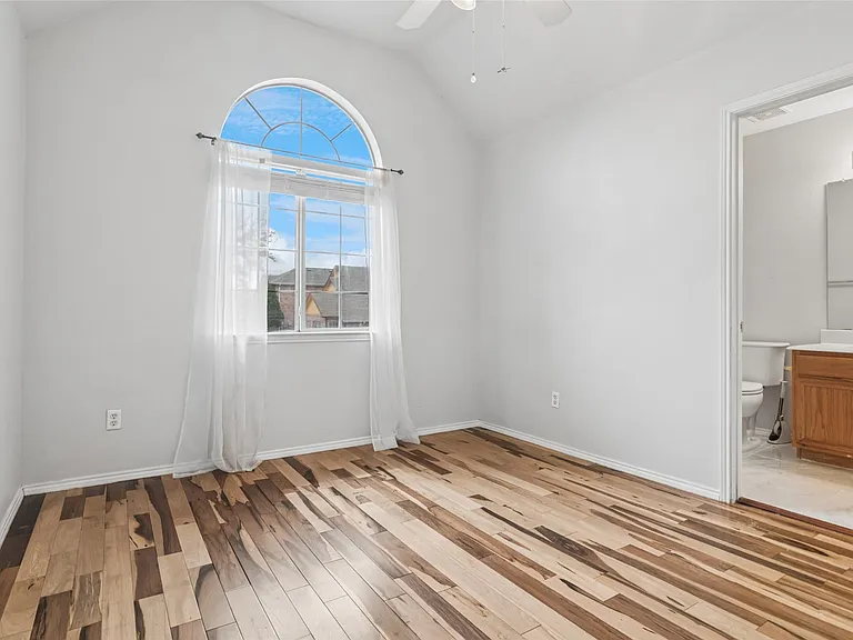 3805 Brandon Park Dr — Photo 10