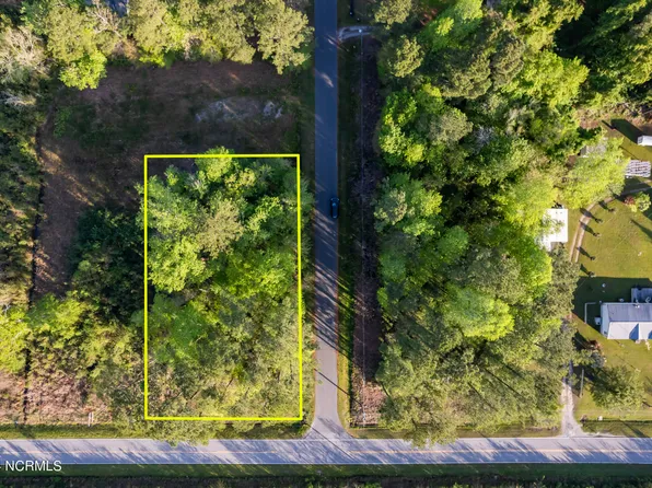 6 Lee Landing Road, New Bern, NC 28560