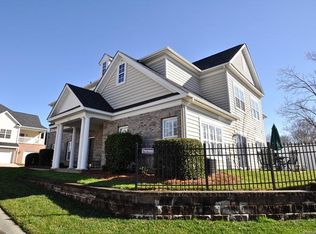 12005 Valley Oak St, Charlotte, NC 28277