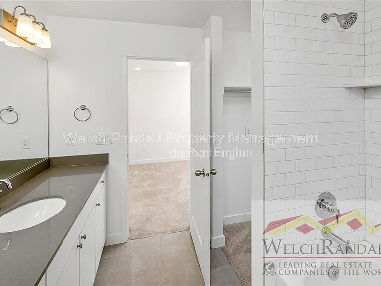 82 E Weekes Way — Photo 20
