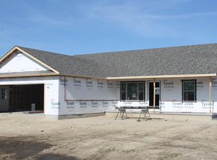 103 Juniper St NW, Demotte, IN 46310