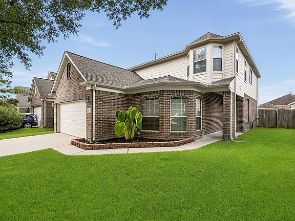 5th image of 18511 Grove Brook Ln