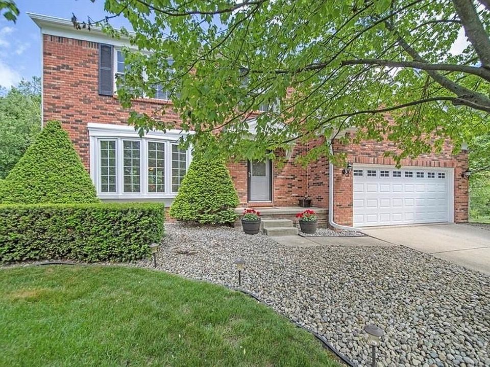 1st image of 44660 Mansfield Dr