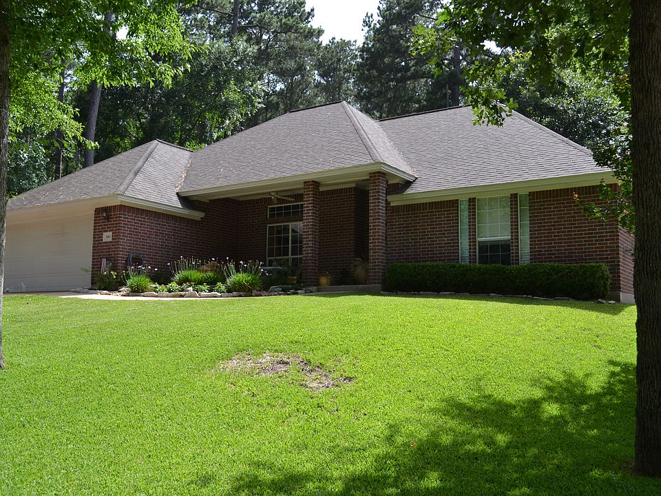 1st image of 1411 River Oaks Dr