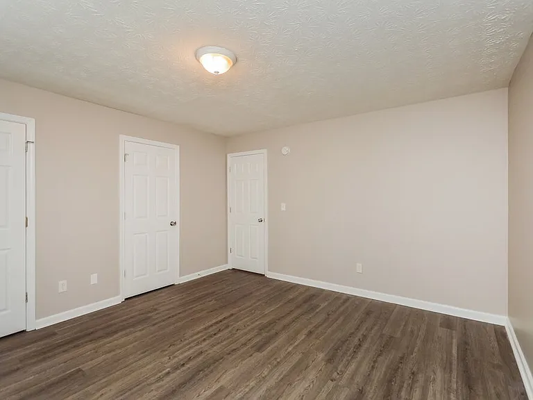 8224 Sterling Ln — Photo 13