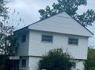 1300 Brices Creek Rd, New Bern, NC 28562