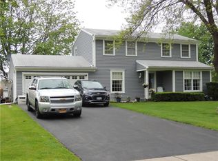 122 Goethals Dr, Rochester, NY 14616