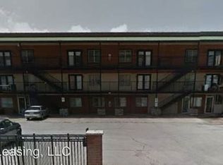 424 W McDaniel St #E, Springfield, MO 65806