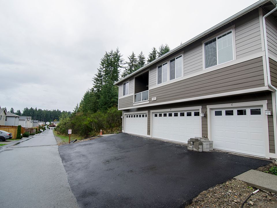 1st image of 1603 Burnside Pl Unit B