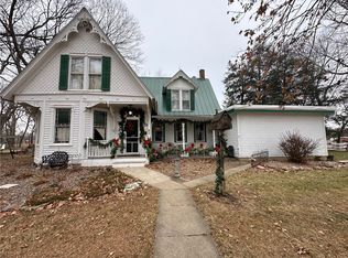 1145 W Summit St, Winterset, IA 50273