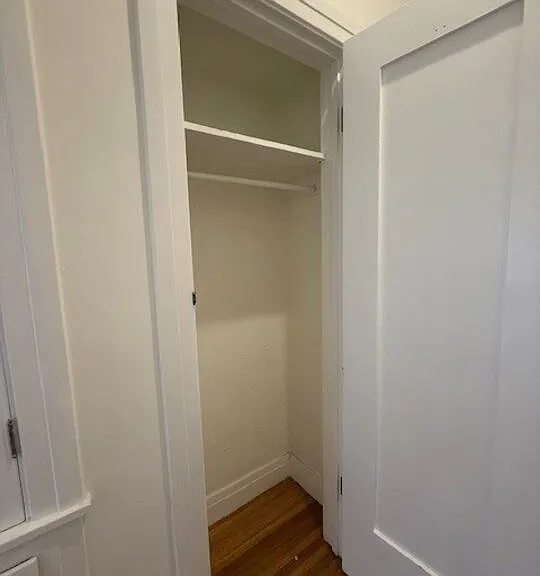 747 S Mansfield Ave #4 — Photo 7