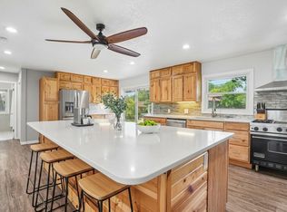 15204 Lead St, Burnsville, MN 55306