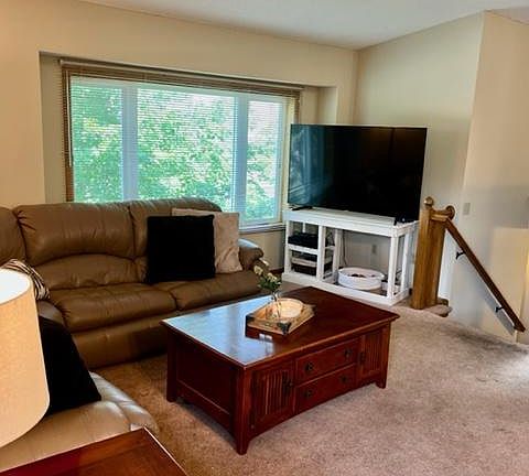 5th image of 15735 Maple Island Ct