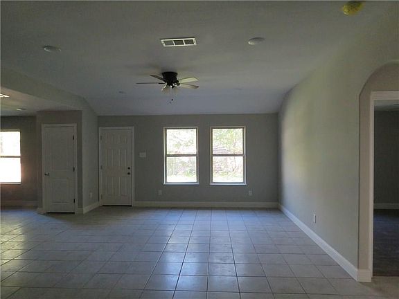 2nd image of 4301 Joy Lee St