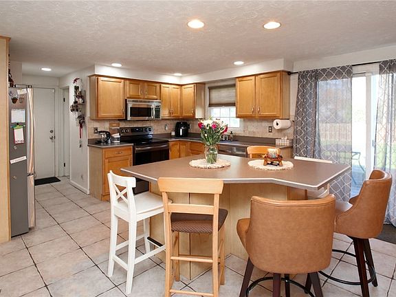 5th image of 200 Briarbrook Ct NE