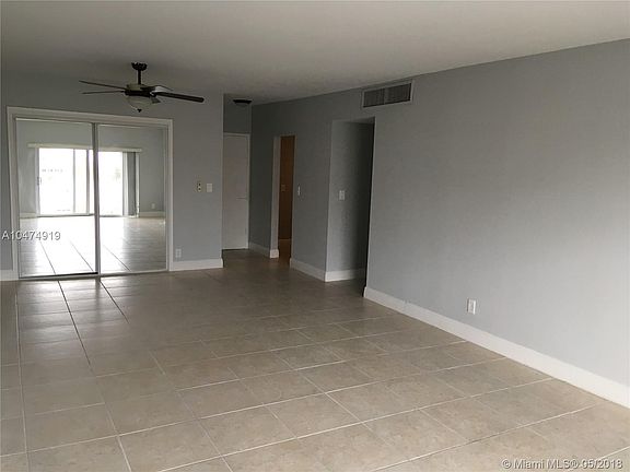5th image of 1455 N Treasure Dr APT 7A