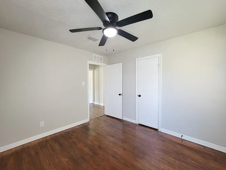 5815 Southseas St — Photo 27