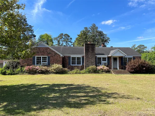 1363 Peake St, Holly Hill, SC 29059