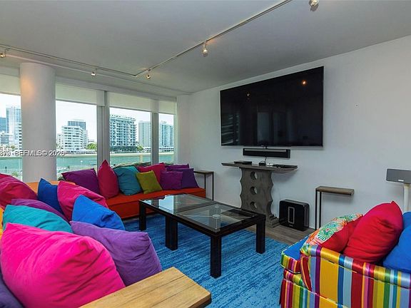 5th image of 900 Bay Dr APT 224