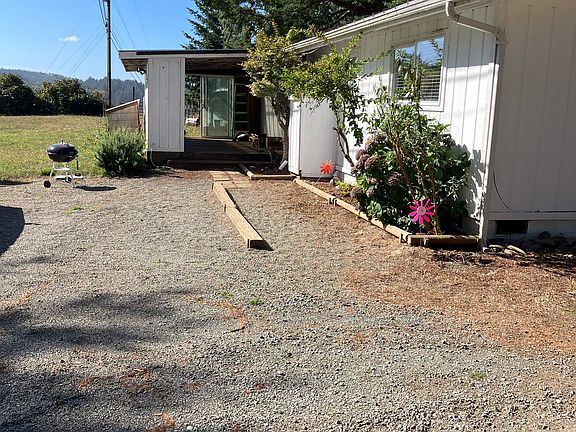 Covered porch at entryway