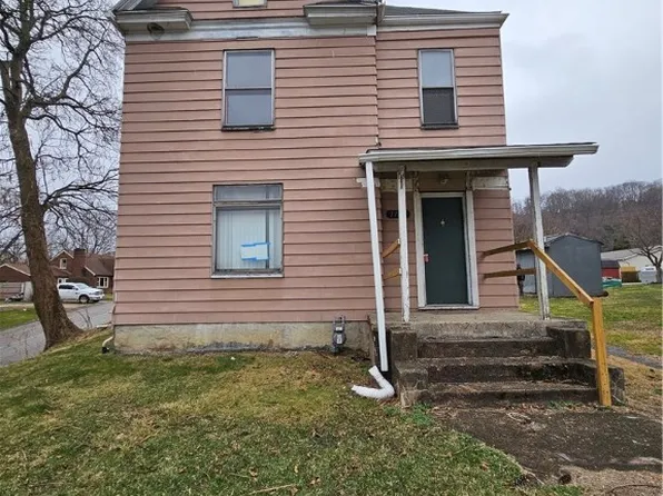 1101 Market St, Beaver, PA 15009