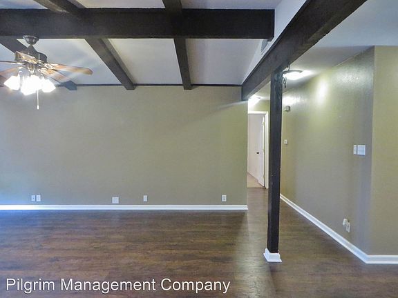 5th image of 211 Tallwood Dr